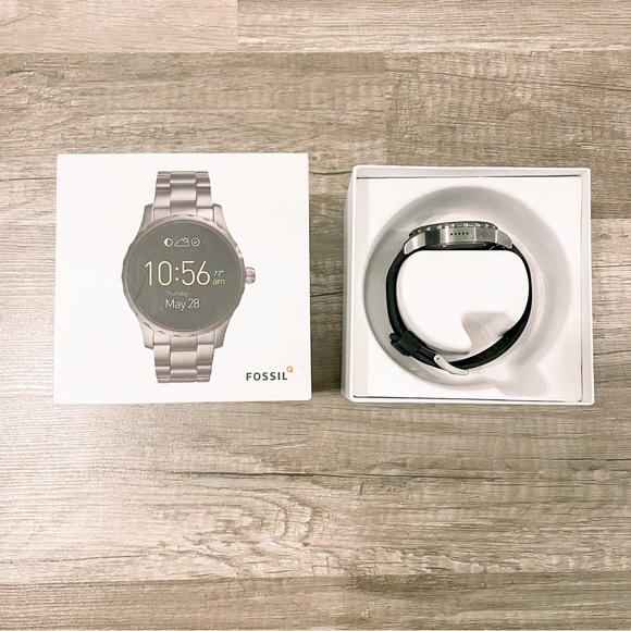 Fossil Q Gen 1 Touchscreen Silver Smartwatch - Picture 10 of 11